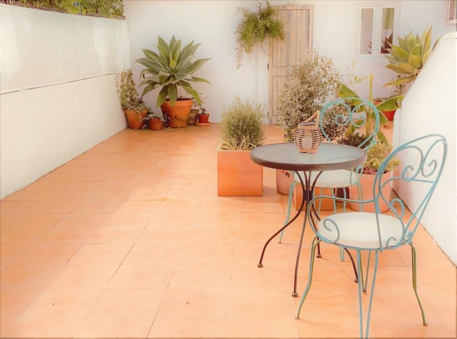 Apartamento Cozy With Private Courtyard *